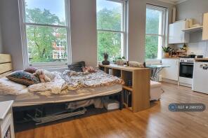Flat 2, 102, High Street, Hornsey, London N8 7NT