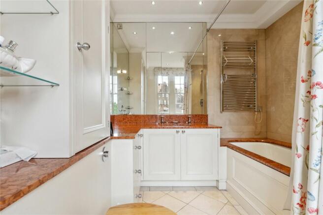 Principal Bathroom