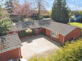 Beech Lawn, Kenilworth Road, Balsall Common, Solihull B92 0LW