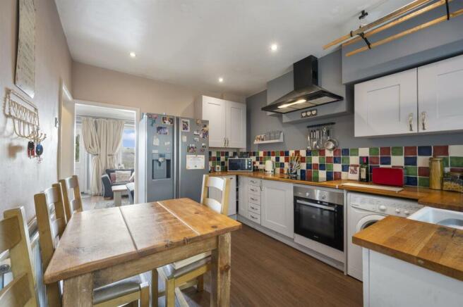 Kitchen to sitting room.jpg