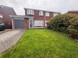 12, Bronville Close, Oldham OL1 2RH