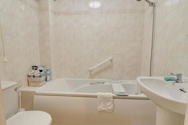 Photo 12