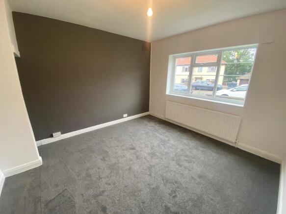 2 bed Flat to rent Image 5