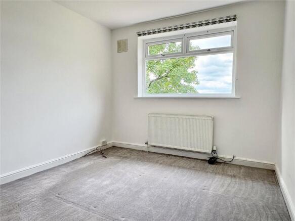 2 bed Semi-Detached Bungalow for sale Image 8