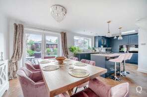 3, Silverdale Grove, Sittingbourne ME10 1UY