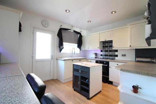 Fitted Kitchen