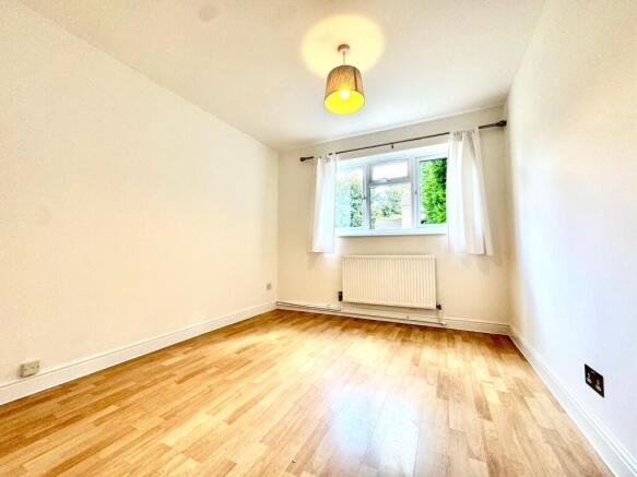 Leygreen Close, Luton, LU2 photo 5