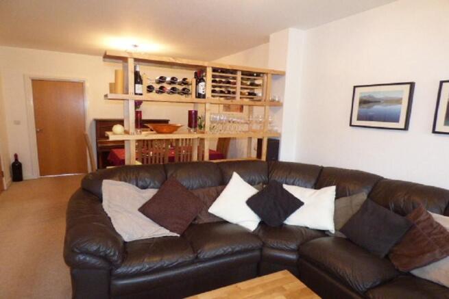 Lounge 1