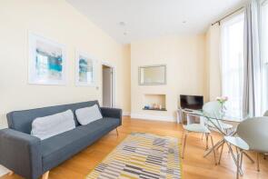Flat 4, 47-49, Cornwall Crescent, London W11 1PJ