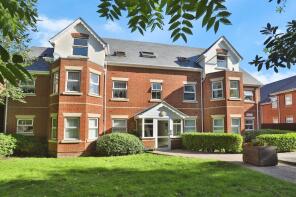 Flat 10, 58 Baxter Court, Alton Road, Bournemouth BH10 4AF