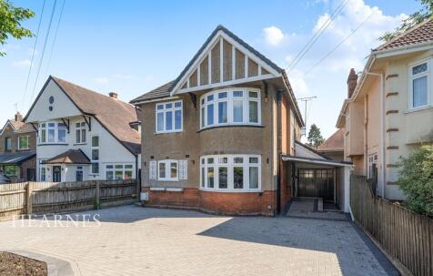 Strouden Avenue, Queens Park, Bournemouth, BH8