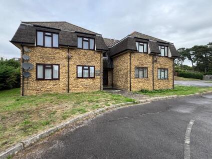 Flat 6 Spencers Court, 59 Lemon Grove, Whitehill, Bordon