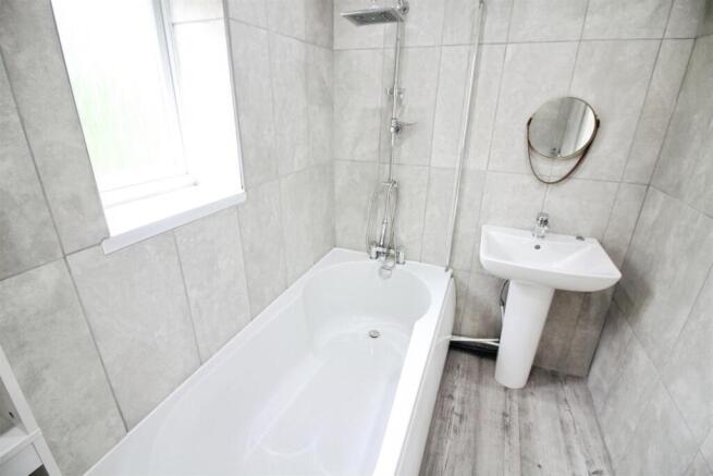 2 bed Semi-Detached for sale Image 12