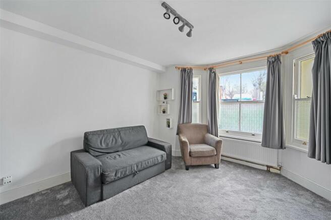 BCAR - 60C Heathfield Road - Reception A (4).JPG