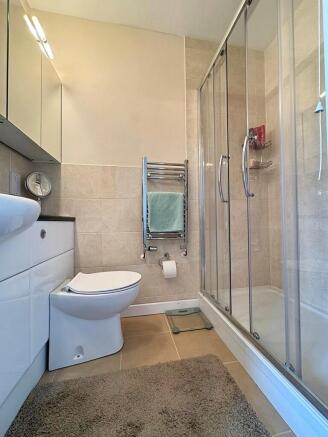 Ensuite Shower Ro...