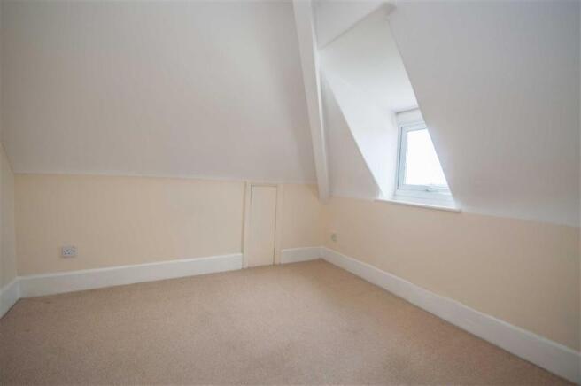 BEDROOM FIVE