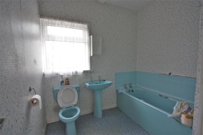 Bathroom.JPG