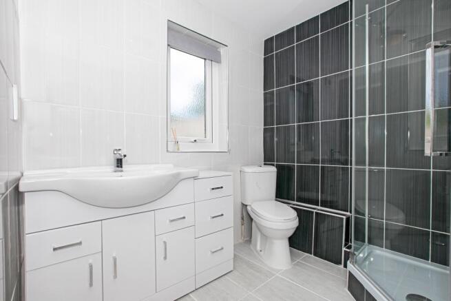 Shower/Cloakroom