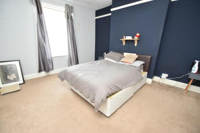 Bed 1 a