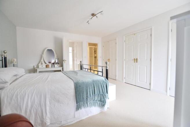 MASTER BED 1.jpg