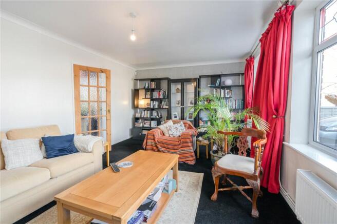 Living Room (2)