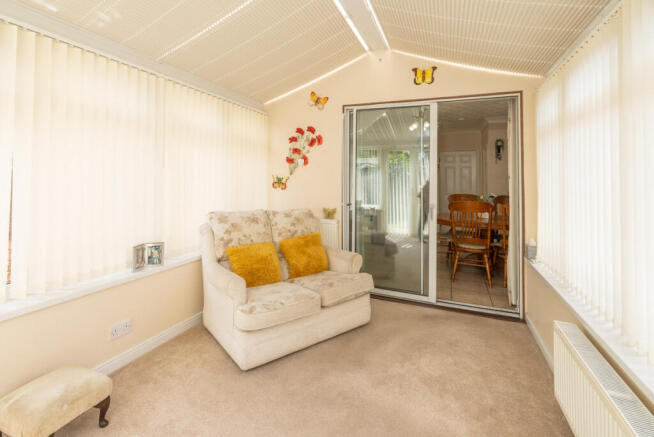 3 bed Semi-Detached for sale Image 9