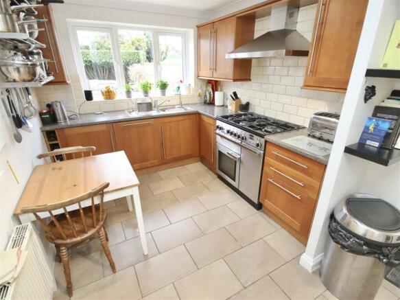 Kitchen.jpg
