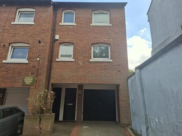 Ten Bell Lane Fro...