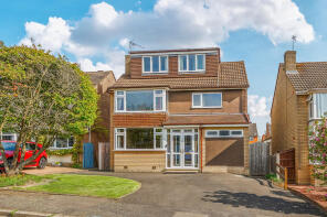 6, Goldfinch Road, Wollescote DY9 7HX