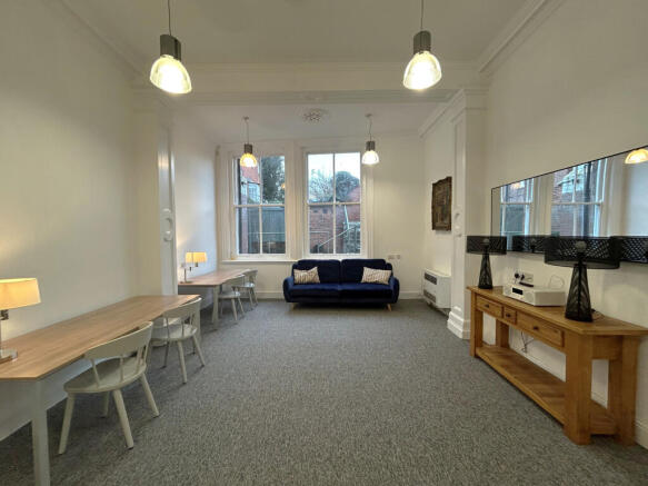 OPEN PLAN OFFICE SPACE 2