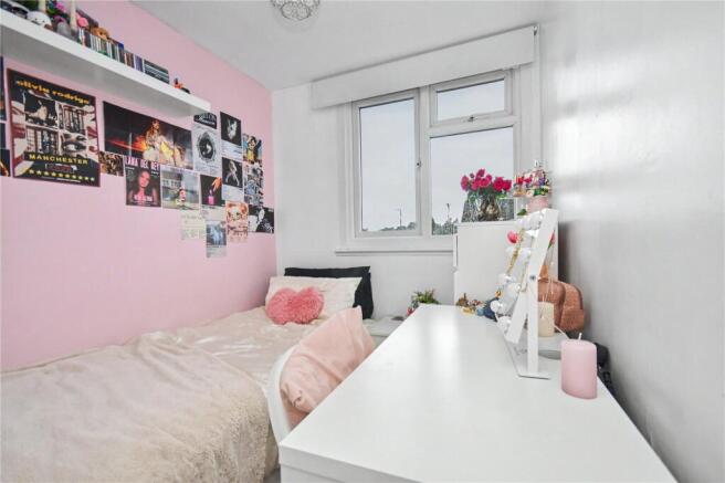 3 bed Semi-Detached for sale Image 7