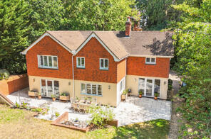 9, Crawley Hill, Camberley GU15 2DA