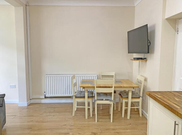 Brynview Avenue, Ystrad Mynach, Hengoed, CF82 7DB photo 5
