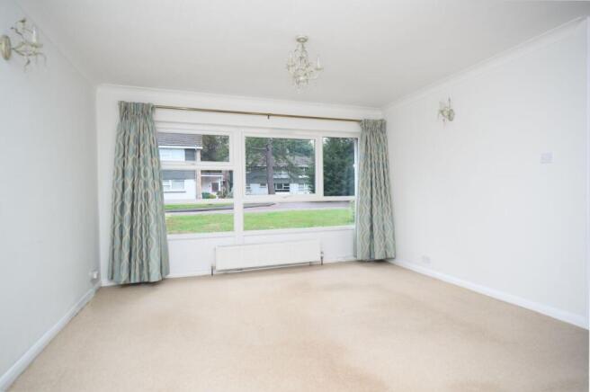 Grange Court, Walton-on-Thames, KT12 photo 4