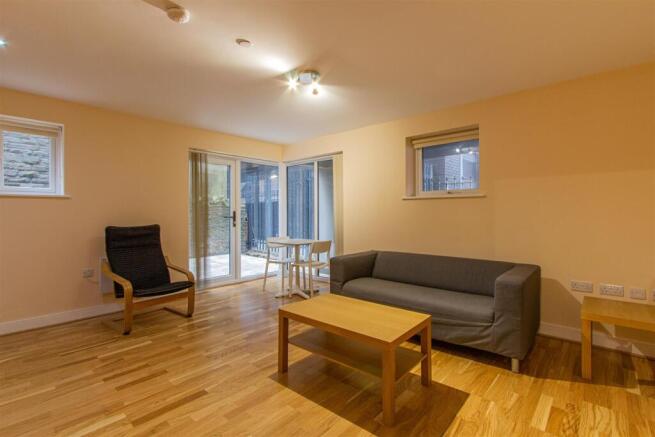 Churchill Villas 35-4.jpg