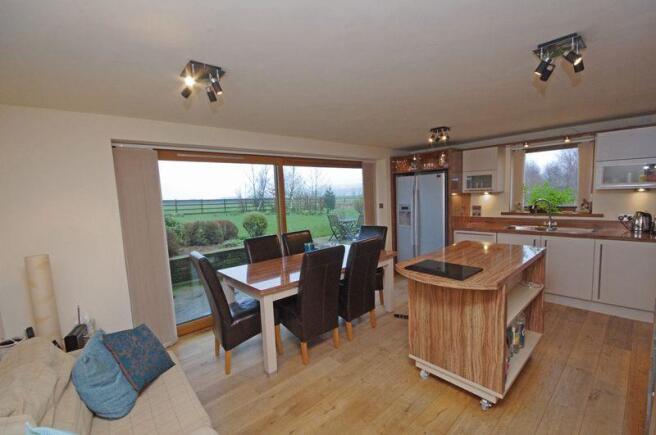 Dining Kitchen