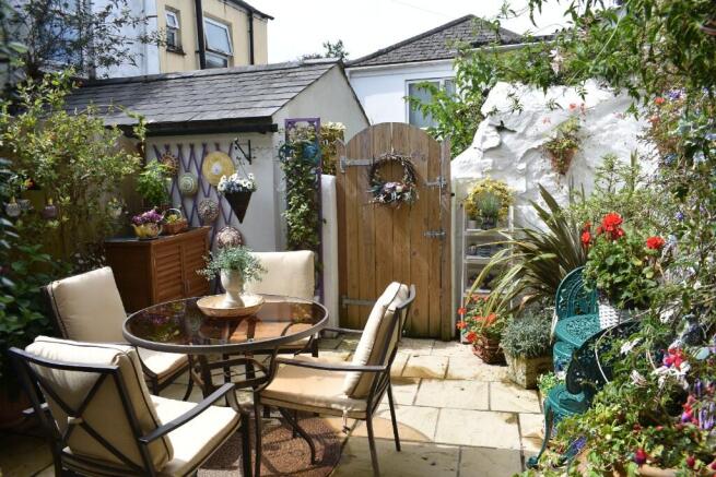 Courtyard Garden
