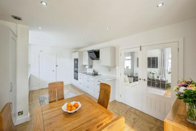 3 bed Detached Bungalow for sale Image 8