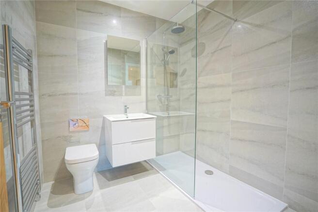 2 bed Apartment for sale Image 9