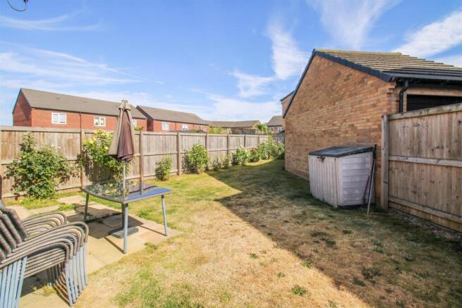 3 bed Semi-Detached for sale Image 11
