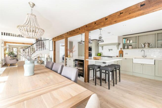 Kitchen/Dining Room