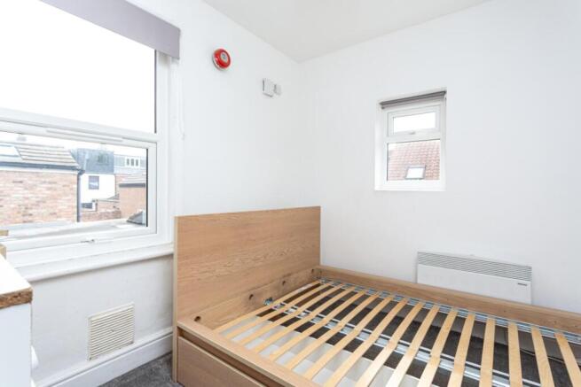 1 bed Flat to rent Image 4