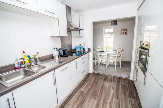 Kitchen 1