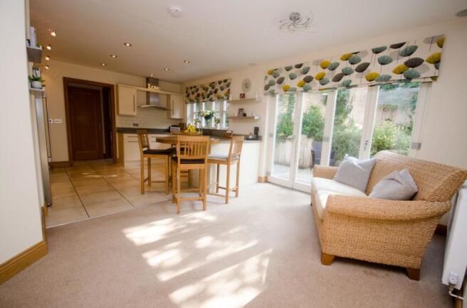 BREAKFAST KITCHEN