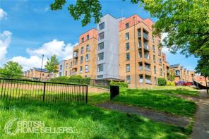 71, Mansfield Park Street, Southampton SO18 5AE