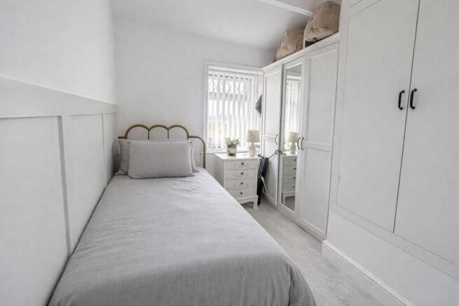 2 bed Terraced for sale Image 7