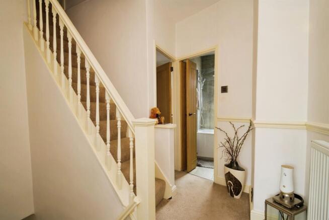3 bed Terraced for sale Image 8