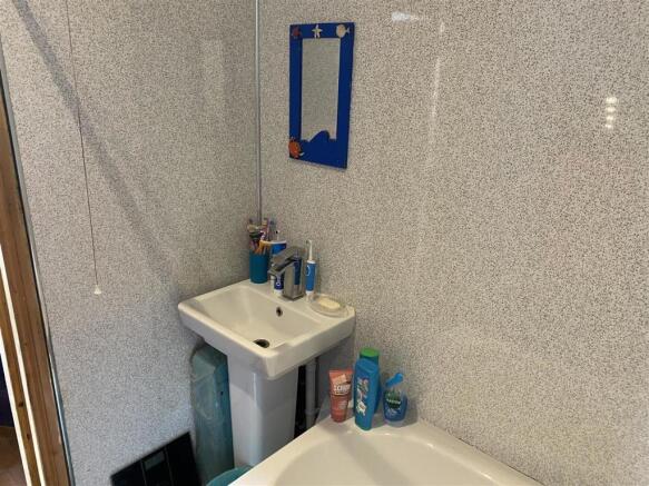 Lower Ground Floor Bathroom