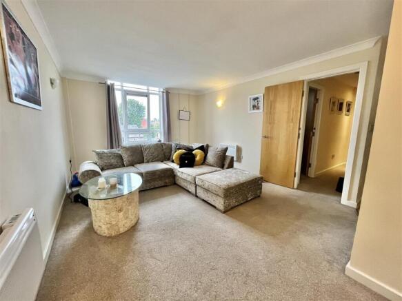 Open Plan Lounge & Dining Room