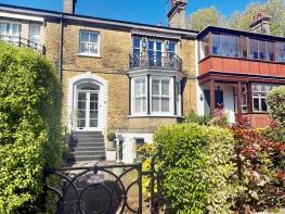 9c, Prittlewell Square, Southend-on-sea SS1 1DW